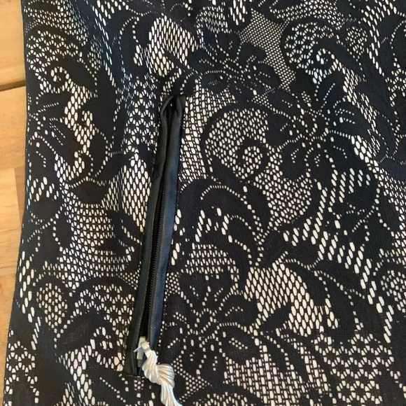 Drawers & Damon’s Laced Vest - Picture 6 of 6